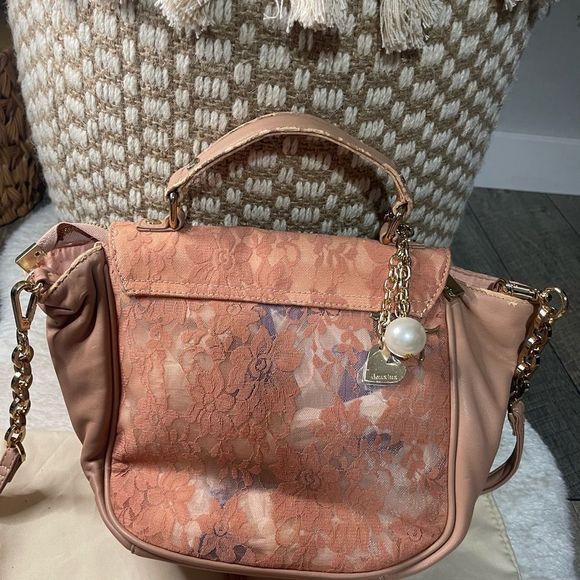 Deux Lux Lace Purse Handbag Crossbody Strap with Dust Bag - Picture 5 of 10